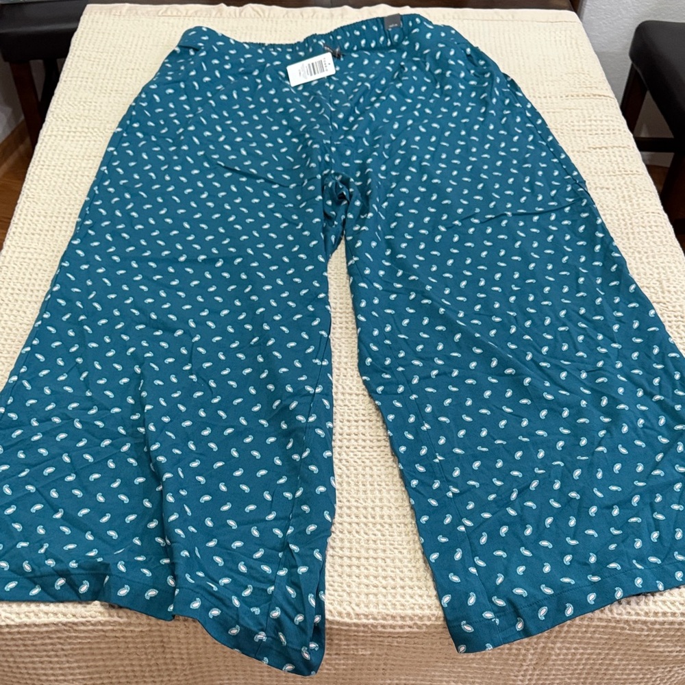 Women’s Plus Size Teal Wide-Leg Pants with White Pattern